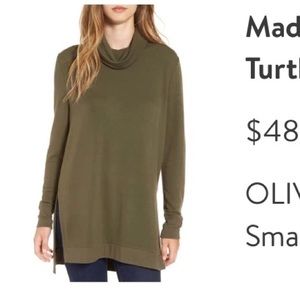 Side-slit turtleneck tunic